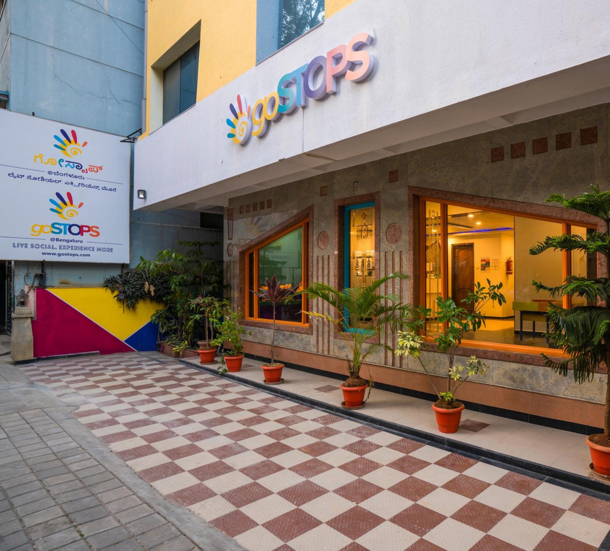 Gostops Bengaluru, Gandhi Nagar Majestic Экстерьер фото